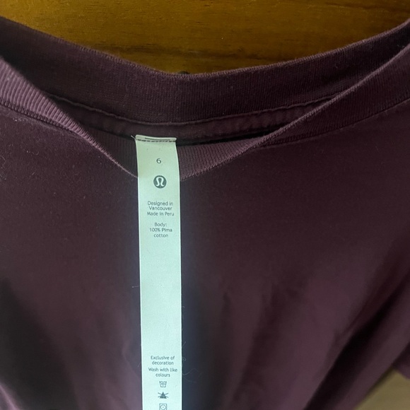 Lululemon Maroon T-shirt - Picture 3 of 3